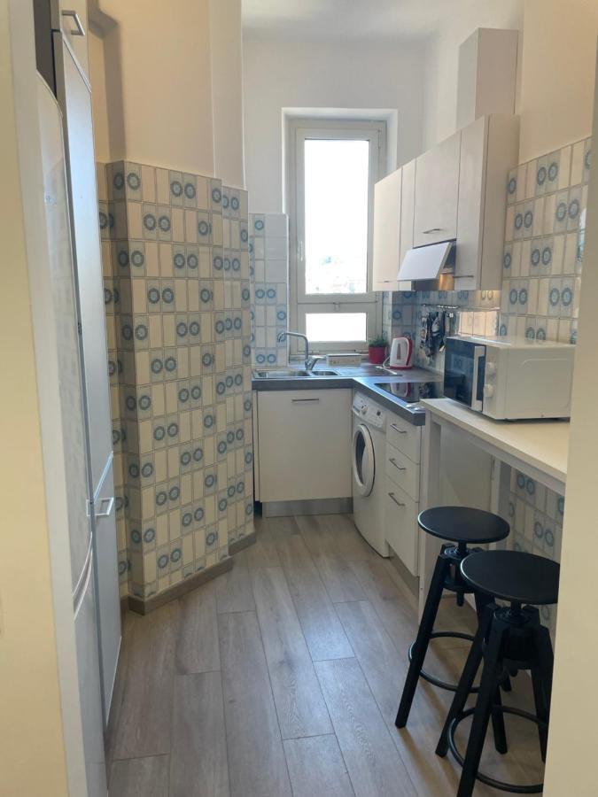 Apartment Caracciolo33 Rom